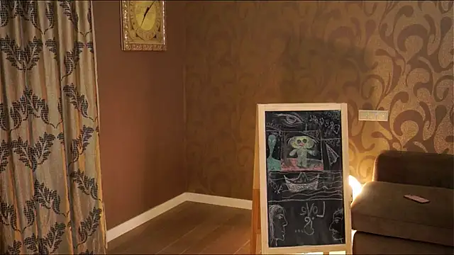 ManaMarana online show from April 11, 2026, 7:06 pm