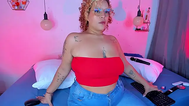 moni bbw online show from June 7, 2026, 12:38 am