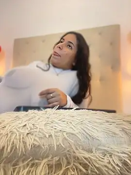 FerLondon55 online show from April 25, 2026, 6:05 pm