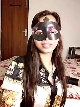Snapshot of cute_girl_29 chatting on May 15, 2026, 6:39 pm cute girl 29 online show from May 15, 2026, 6:39 pm