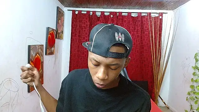 milo018 online show from June 17, 2026, 9:08 am