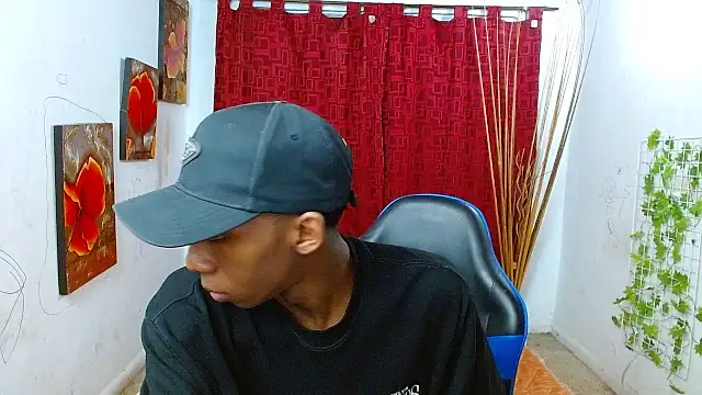 milo018 online show from July 2, 2026, 1:28 am