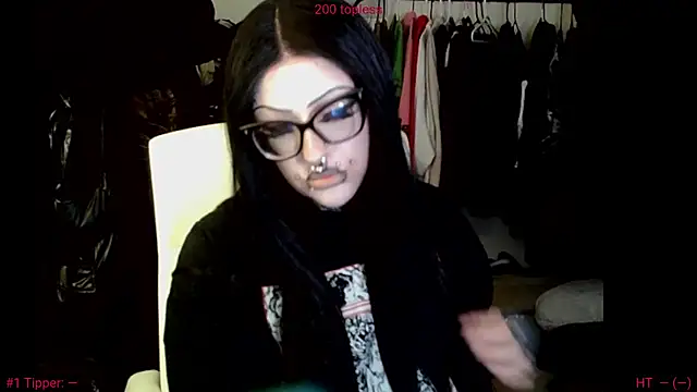 grindhouseho online show from May 23, 2026, 4:22 am