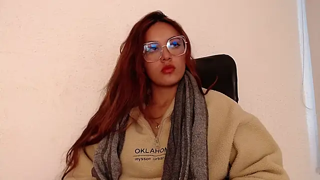 Snapshot of Mileth_lee chatting on February 25, 2026, 12:16 pm Mileth lee online show from February 25, 2026, 12:16 pm