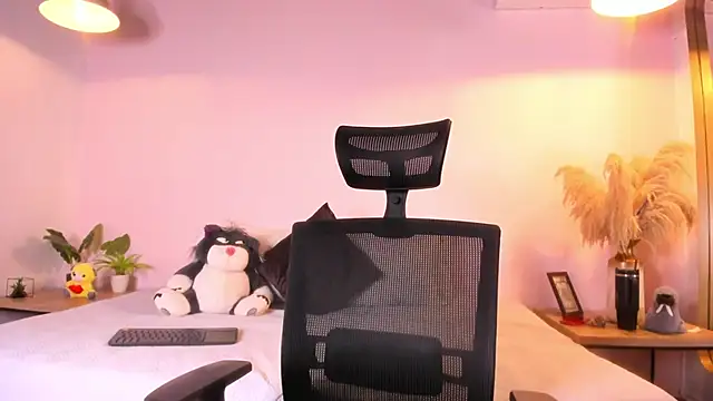 Snapshot of Scarlett_Evans1_ chatting on March 3, 2026, 7:54 pm Scarlett Evans1 online show from March 3, 2026, 7:54 pm