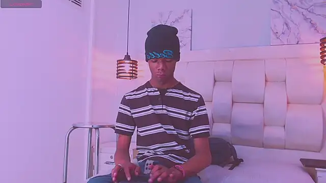 Santiago Ortiz  online show from April 8, 2026, 7:26 pm