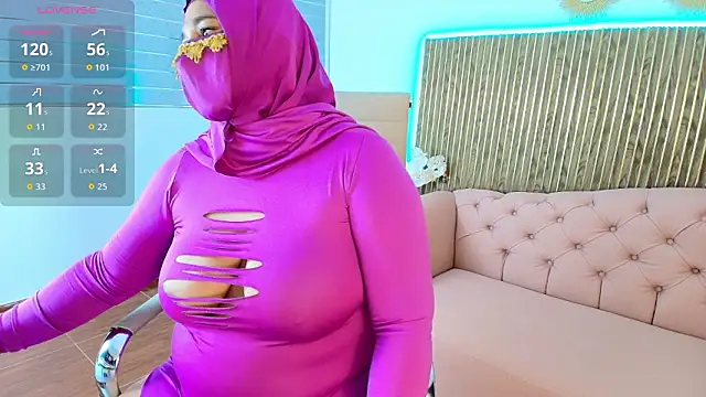 Nadia Privee online show from February 21, 2026, 9:17 pm