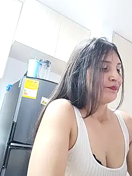 Cami carvajal online show from March 4, 2026, 9:22 pm