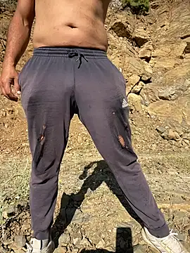 TurkeyMen online show from June 8, 2026, 4:46 am