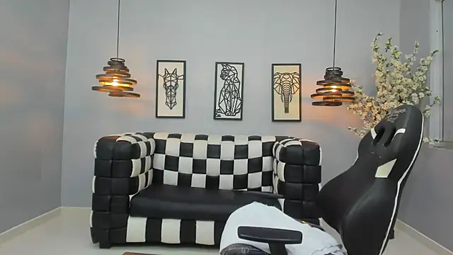 CAAMII SWEETT online show from February 26, 2026, 7:47 pm