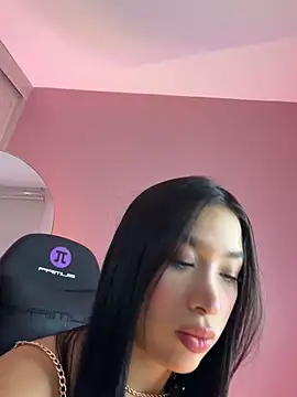 AliceBoomx online show from April 18, 2026, 3:09 am