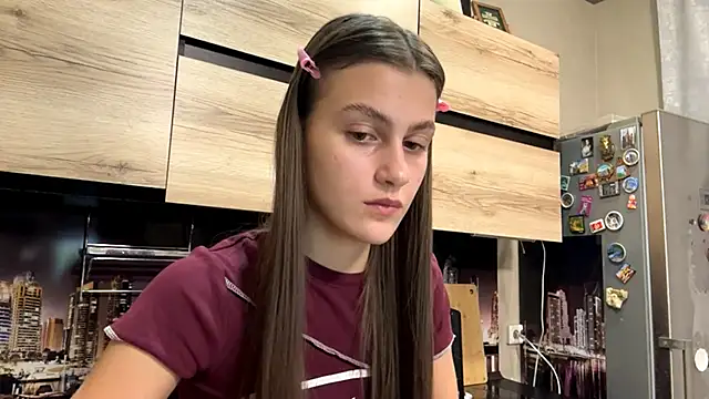 Snapshot of SwappingFate chatting on February 25, 2026, 1:22 pm SwappingFate online show from February 25, 2026, 1:22 pm