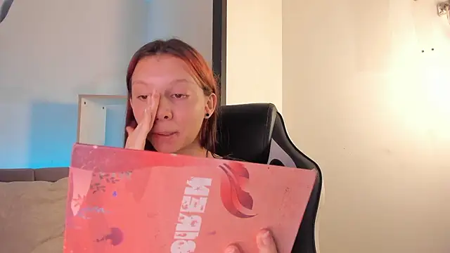 MelLove  online show from February 22, 2026, 8:21 pm