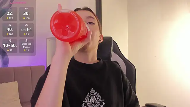 MelLove  online show from March 1, 2026, 9:59 pm