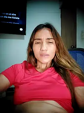 Snapshot of isaa- chatting on May 15, 2026, 11:25 pm isaa- online show from May 15, 2026, 11:25 pm