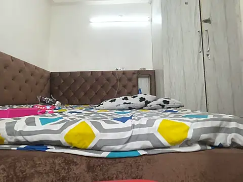 Iamsexymona online show from April 3, 2026, 7:15 am