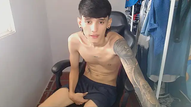 Snapshot of BOY-767 chatting on February 21, 2026, 5:59 pm BOY-767 online show from February 21, 2026, 5:59 pm