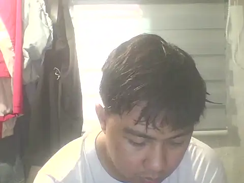 mattyxXxthirdy online show from February 22, 2026, 9:11 am