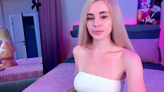 Snapshot of Rossy_X chatting on July 17, 2026, 11:46 pm Rossy X online show from July 17, 2026, 11:46 pm