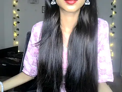 SIKSHA SINGH online show from May 31, 2026, 6:31 pm