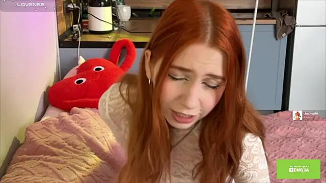 Snapshot of Veneloppalife chatting on February 22, 2026, 12:51 pm Veneloppalife online show from February 22, 2026, 12:51 pm