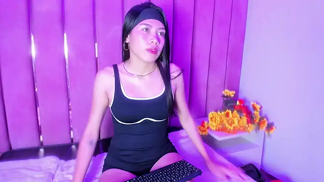  Luna Candy online show from March 6, 2026, 7:53 pm