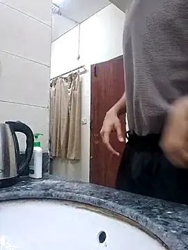 Snapshot of peanutbutteater chatting on February 23, 2026, 4:14 am peanutbutteater online show from February 23, 2026, 4:14 am