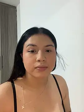 scarleth marquezz online show from June 2, 2026, 2:55 am