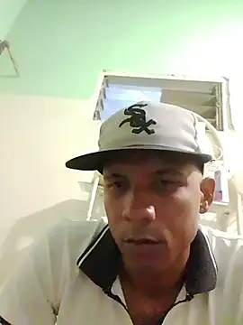 blackhot22c online show from April 1, 2026, 2:03 pm