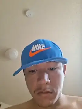 Snapshot of gueboloco2626 chatting on February 23, 2026, 1:33 pm gueboloco2626 online show from February 23, 2026, 1:33 pm