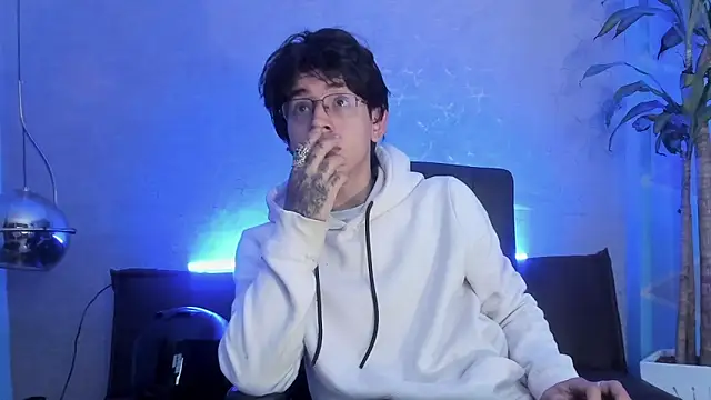 Angel scott2 online show from February 27, 2026, 11:21 am