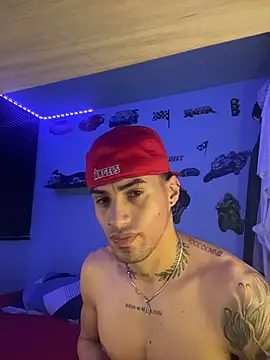 Snapshot of TOMAS_CONOR chatting on February 20, 2026, 2:08 am TOMAS CONOR online show from February 20, 2026, 2:08 am