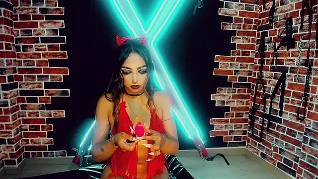 love velvet  online show from April 10, 2026, 4:52 am