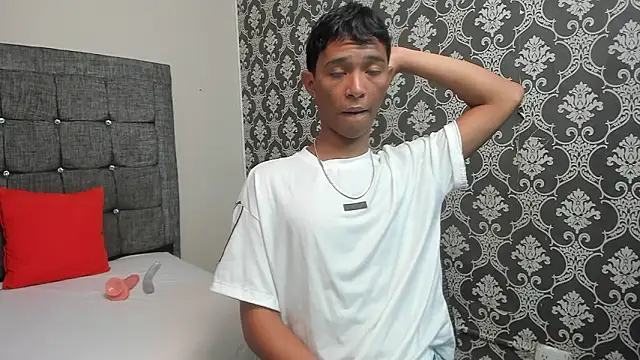 Little Twink19x online show from March 21, 2026, 7:18 pm