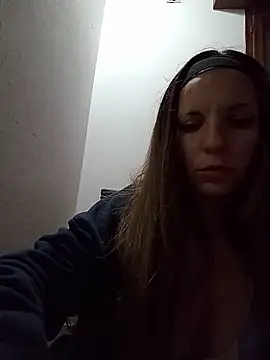 CamiliLuna online show from July 2, 2026, 8:20 am