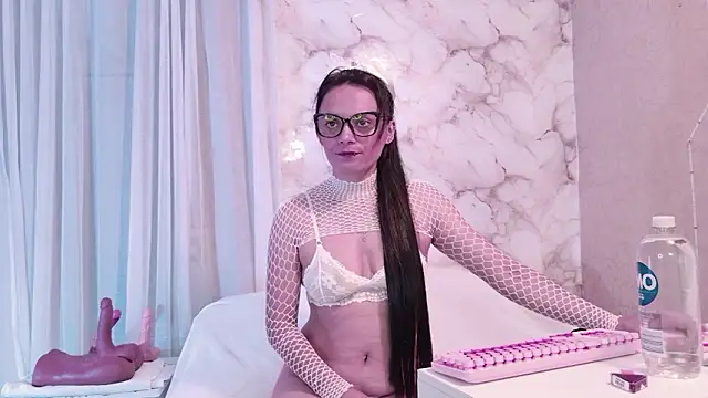 QueenSallyDesire online show from March 10, 2026, 1:42 am