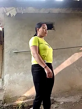 chubby0011 online show from April 4, 2026, 1:12 am