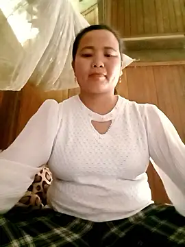 Snapshot of chubby0011 chatting on February 25, 2026, 6:24 am chubby0011 online show from February 25, 2026, 6:24 am