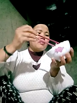 chubby0011 online show from March 8, 2026, 5:33 am