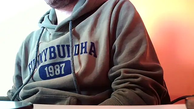 Snapshot of truble78 chatting on February 24, 2026, 8:26 am truble78 online show from February 24, 2026, 8:26 am