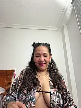 CrystalIvy online show from February 23, 2026, 6:14 am