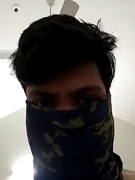 smallthickdick115 online show from April 18, 2026, 4:15 am