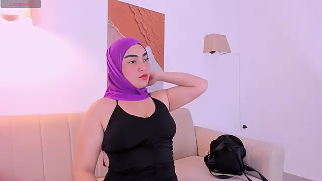 Snapshot of Malika_Noor chatting on July 19, 2026, 2:36 pm Malika Noor online show from July 19, 2026, 2:36 pm