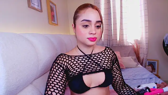 soph1a roy online show from March 24, 2026, 3:34 pm