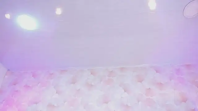 Emma Dancer online show from May 2, 2026, 1:33 am