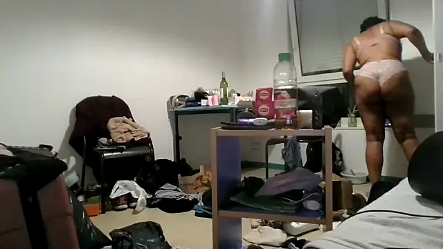 DolliaStarz online show from April 29, 2026, 9:54 pm