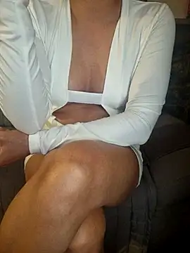 stellina8 online show from May 25, 2026, 5:22 pm