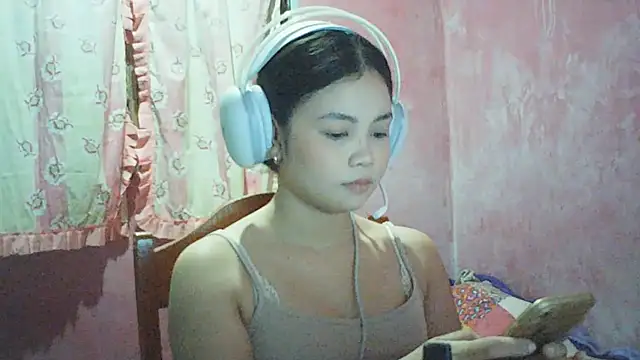 DessertFlower online show from May 6, 2026, 2:59 am