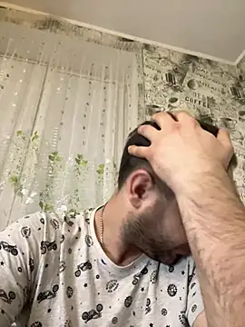 Snapshot of LaBuBupara chatting on March 1, 2026, 8:31 pm LaBuBupara online show from March 1, 2026, 8:31 pm