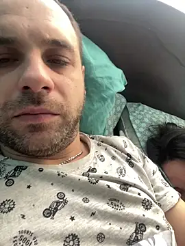 Snapshot of LaBuBupara chatting on March 1, 2026, 8:14 am LaBuBupara online show from March 1, 2026, 8:14 am